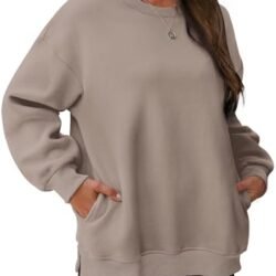 Women's Oversized Fleece Sweatshirt with Pocket